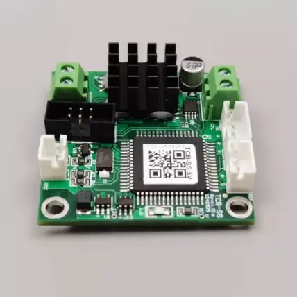 Contrôleur de température TCB-SS de taille ultra-compacte et conçu pour les Micro TEC Contrôleur de température TCB-SS de taille ultra-compacte et conçu pour les Micro TEC